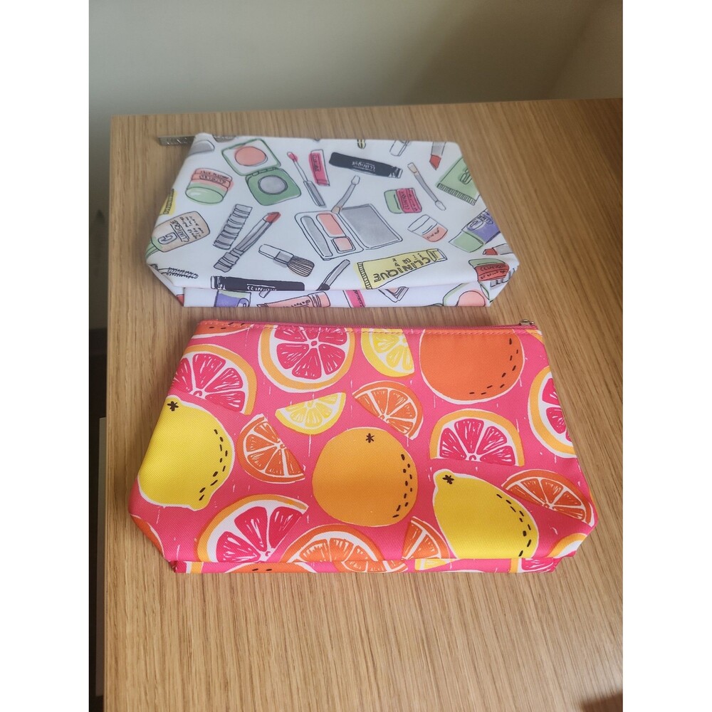Clinique Set of 2 Cosmetics Bags Pouches